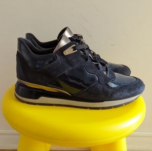 Gently used GEOX Navy Blue Sneakers size 5, EU 35